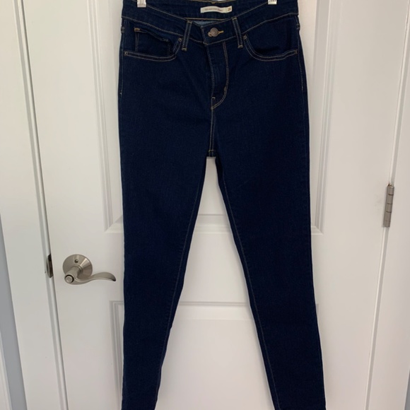 NWOT - Levi’s High waisted 721 Denim Jeans - Picture 2 of 5